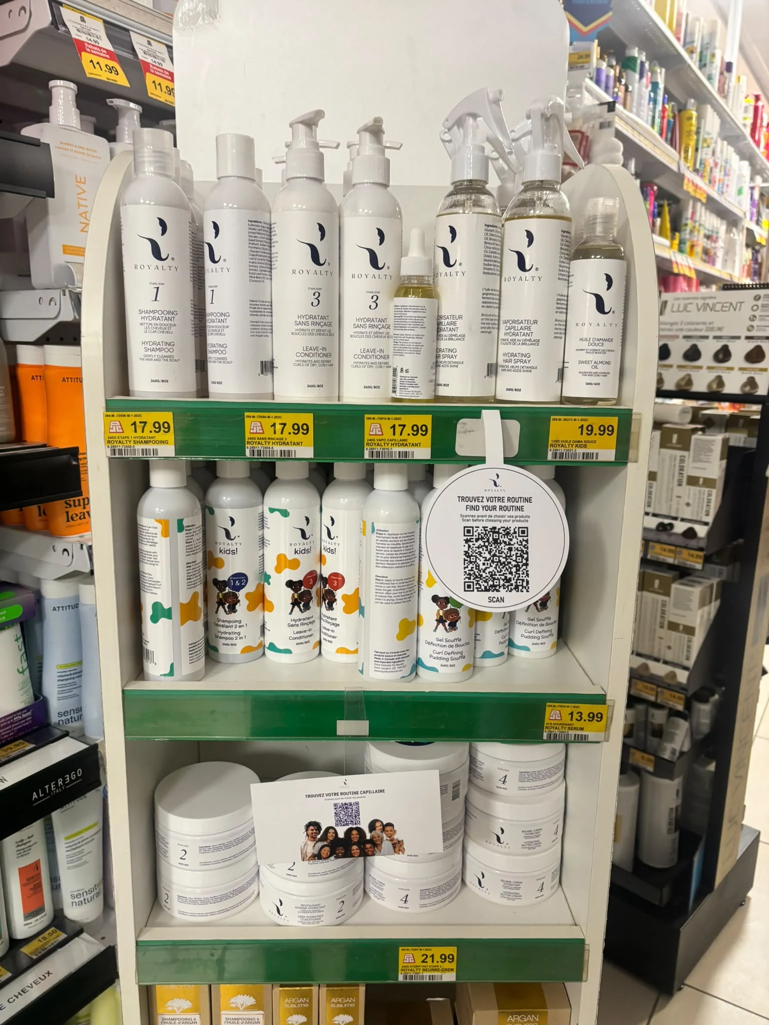 Products and a QR code ready for a personalized recommendation